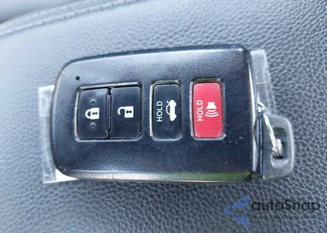 2018 Toyota Corolla Xse from USA, damaged, VIN 2T1BURHE5JC986585